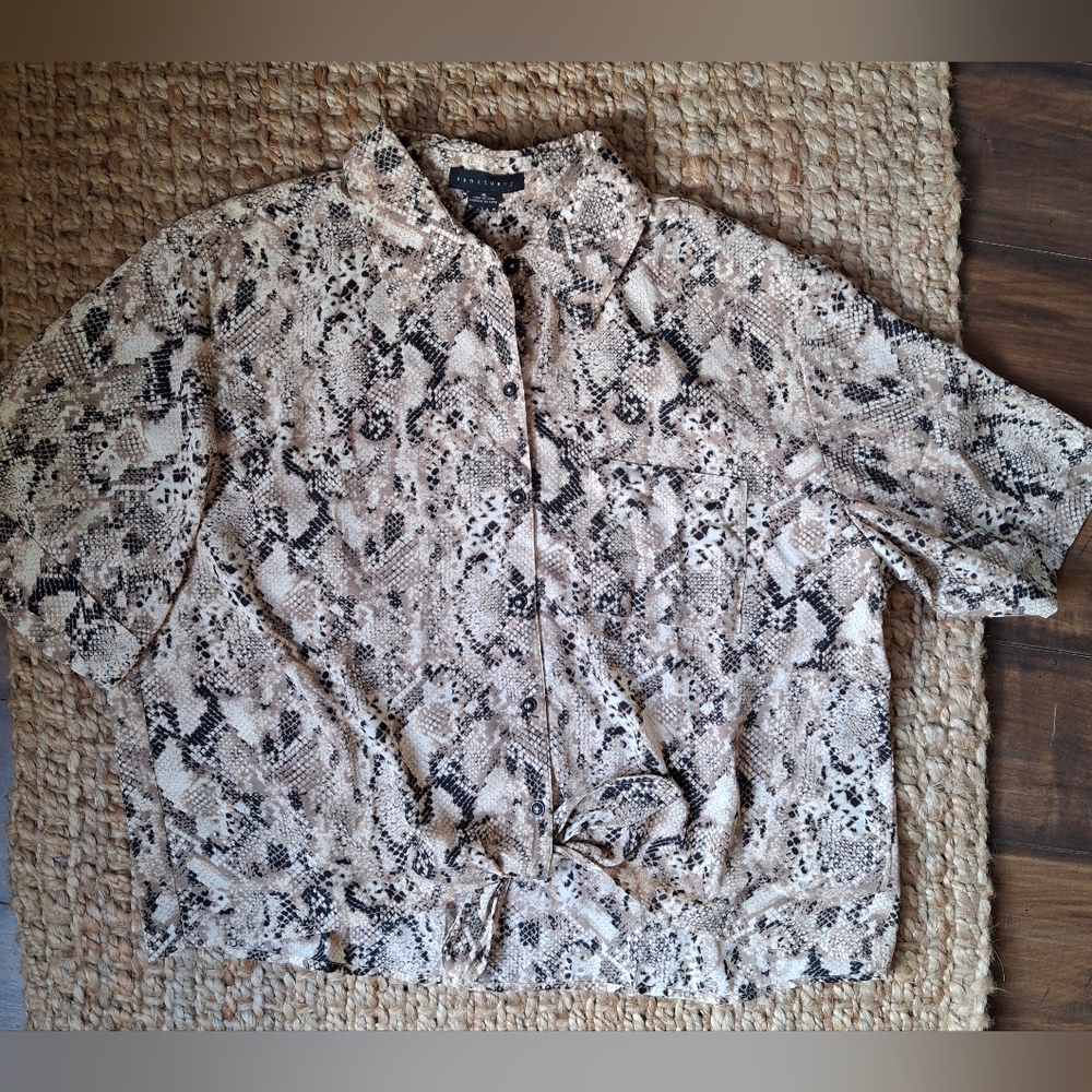 Sanctuary oversized snakeskin print blouse